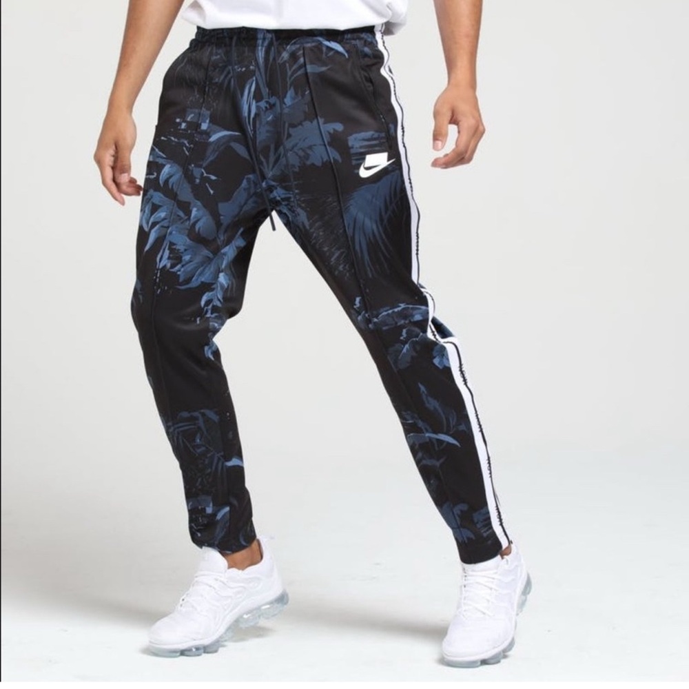 Nike NSW Floral Track Pants AR1613-010 S